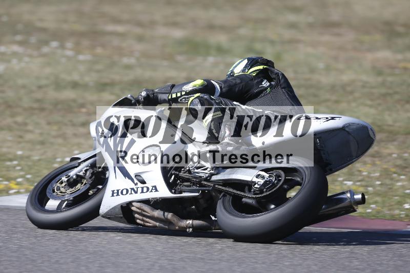 /36 08.08.2026  Pluess Motosport ADR/Freies Fahren/197